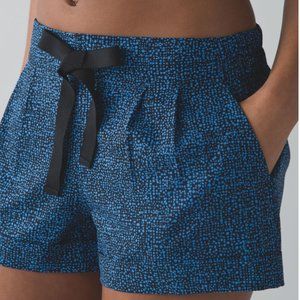Lululemon Spring Break Away Short II